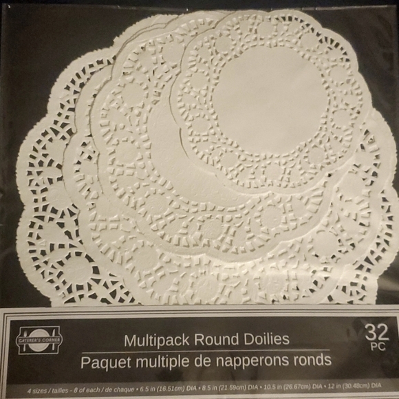Caterer's Corner Multipack Round Doilies 32 pc per pack (2 packs included) - Picture 2 of 6